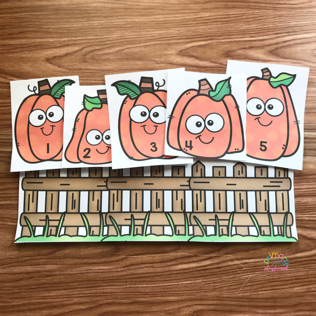 Five Little Pumpkins Free Rhyme Booklet